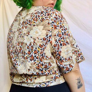PLUS SIZE VINTAGE 90s cheetah and floral print top